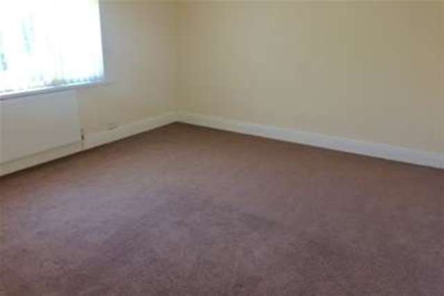  Image of 2 Bedroom Detached to rent at Ellesmere Port, CH65 2AW