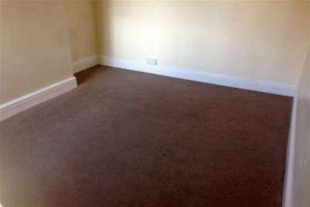  Image of 2 Bedroom Detached to rent at Ellesmere Port, CH65 2AW