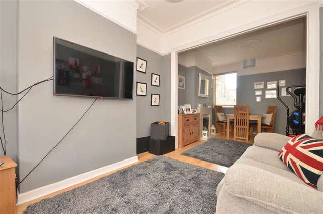  Image of 3 Bedroom Terraced for sale at Portsmouth Hampshire Portsmouth, PO2 8BS