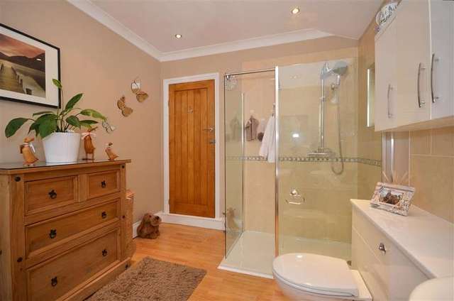  Image of 2 Bedroom Semi-Detached for sale at Sutton Surrey Sutton, SM1 4BX