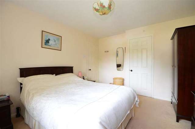  Image of 4 Bedroom Detached for sale at Rowlands Castle Hampshire Rowland