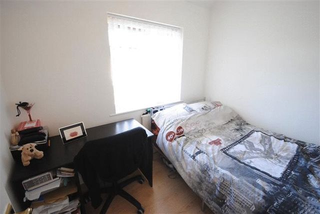  Image of 3 Bedroom Semi-Detached for sale at Olive Grove Wavertree Liverpool, L15 8LU