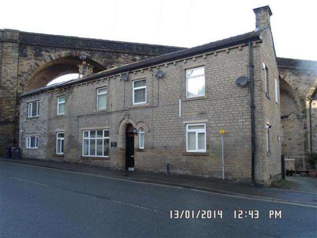  Image of 1 Bedroom Apartment to rent at Halifax, HX4 8BD