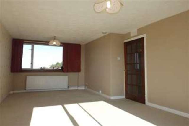  Image of 2 Bedroom Flat to rent at Glasgow, G75 9DB