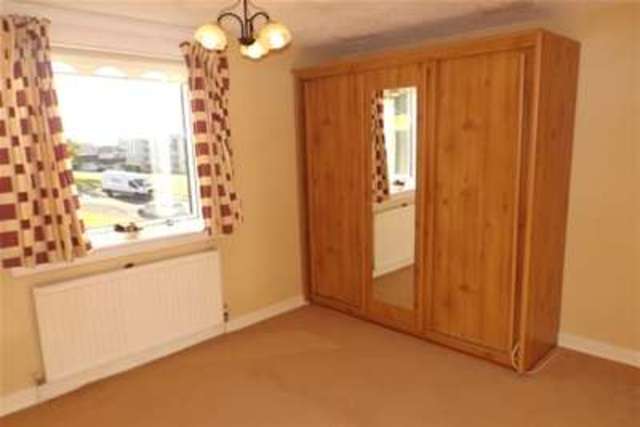  Image of 2 Bedroom Flat to rent at Glasgow, G75 9DB