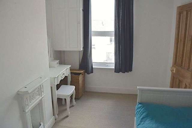  Image of 2 Bedroom Terraced for sale at Park Street St. George Bristol, BS5 7QP