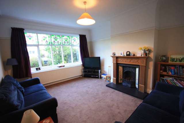  Image of 4 Bedroom Semi-Detached for sale at Perrymead Prestwich Manchester, M25 2QJ