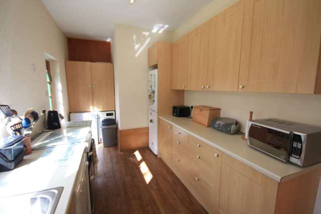  Image of 4 Bedroom Semi-Detached for sale at Perrymead Prestwich Manchester, M25 2QJ