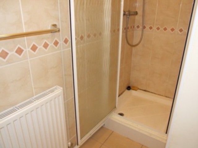  Image of 2 Bedroom Flat to rent at Princes Street Roath Cardiff, CF24 3PR