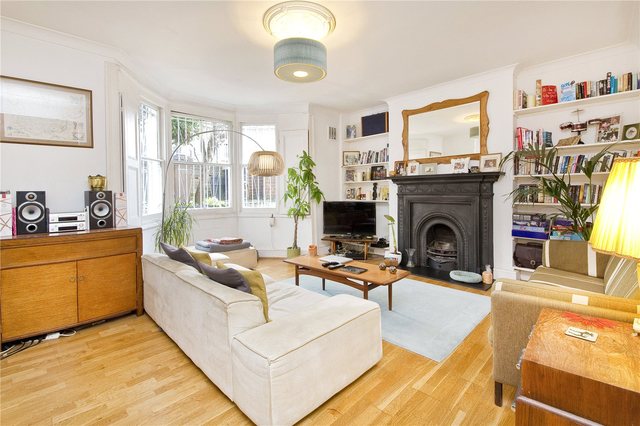 Image of 1 Bedroom Flat to rent at Hackney London Dalston, E8 2NL