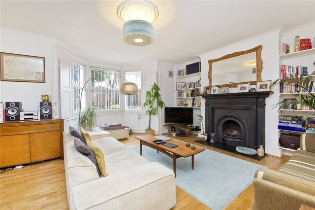  Image of 1 Bedroom Flat to rent at Hackney London Dalston, E8 2NL