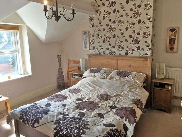  Image of 2 Bedroom Flat for sale at Summerhill Road  Bristol, BS5 8HG