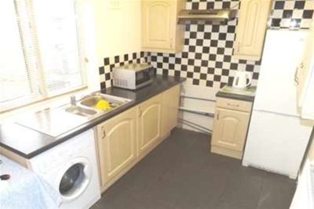  Image of 2 Bedroom Flat to rent at Sheffield, S3 9QR