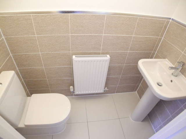  Image of 2 Bedroom Terraced to rent at Ditchingham Bungay Suffolk, NR35 2SH