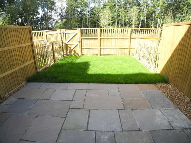  Image of 2 Bedroom Terraced to rent at Ditchingham Bungay Suffolk, NR35 2SH