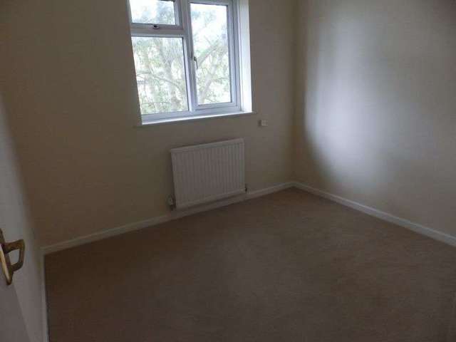  Image of 3 Bedroom Semi-Detached to rent at West Mill Lane Cricklade Swindon, SN6 6JL