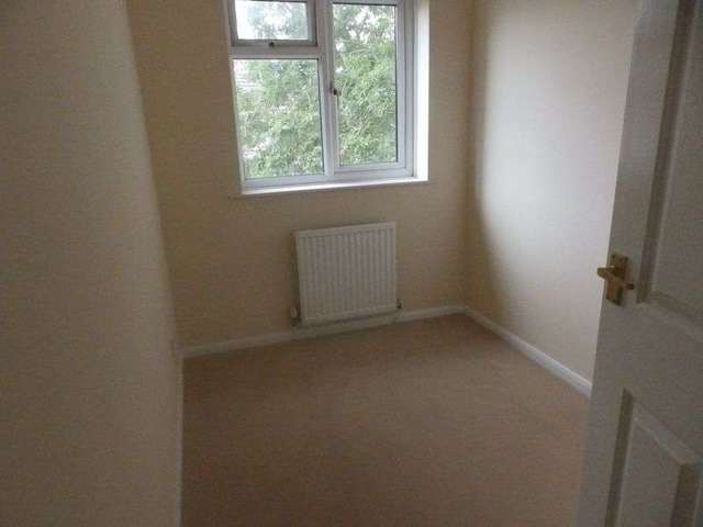  Image of 3 Bedroom Semi-Detached to rent at West Mill Lane Cricklade Swindon, SN6 6JL