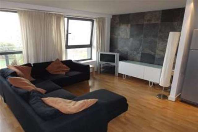  Image of 2 Bedroom Flat to rent at Sheffield, S1 4JQ
