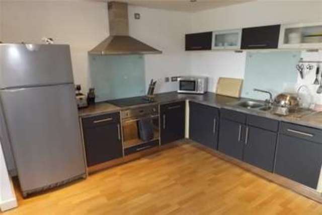  Image of 2 Bedroom Flat to rent at Sheffield, S1 4JQ