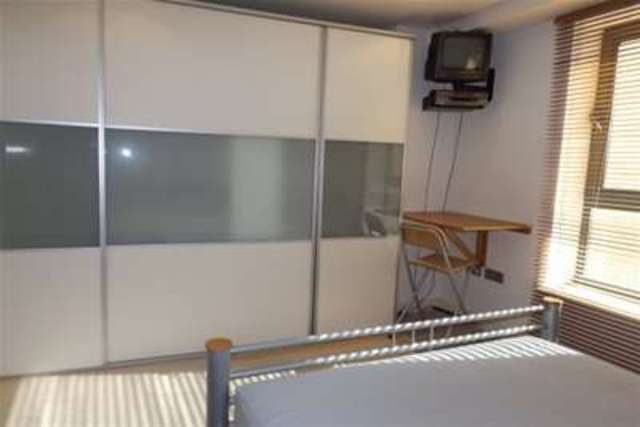  Image of 2 Bedroom Flat to rent at Sheffield, S1 4JQ