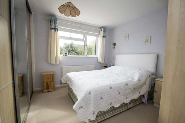  Image of 3 Bedroom Detached for sale at Woodcote  Reading, RG8 0SA