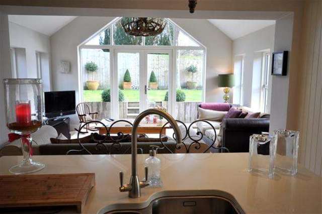  Image of 4 Bedroom Detached for sale at Iwerne Minster, DT11 8LW
