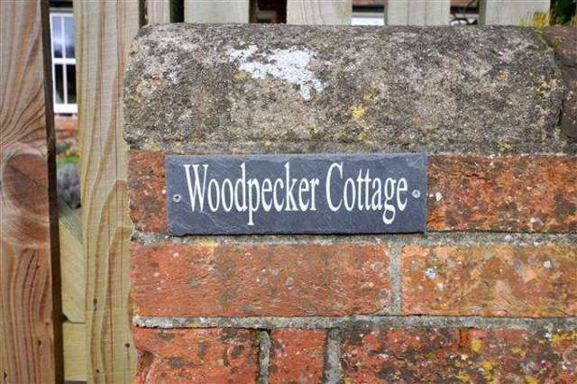  Image of 4 Bedroom Detached for sale at Iwerne Minster, DT11 8LW