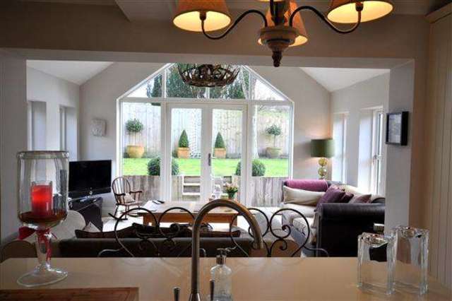  Image of 4 Bedroom Detached for sale at Iwerne Minster, DT11 8LW