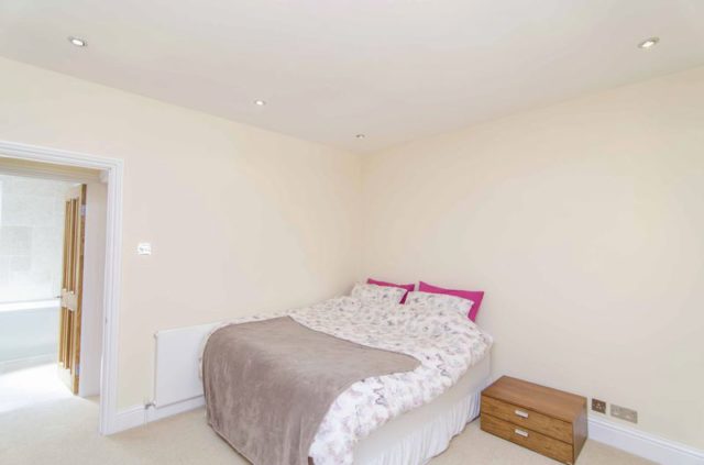 Ann's Close Knightsbridge 2 bedroom Detached for sale SW1X