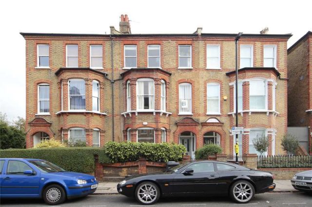 Orlando Road Clapham 2 bedroom Flat to rent SW4