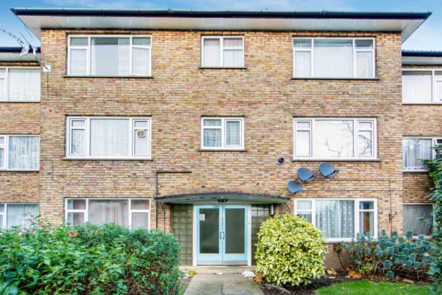 Earlham Grove Forest Gate 1 bedroom Apartment for sale E7