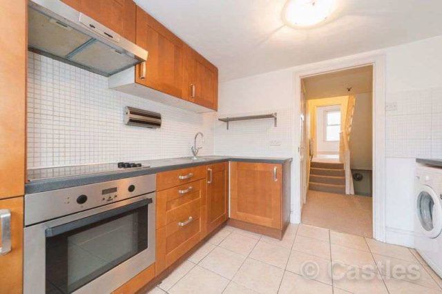 Lordship Lane Haringey 2 bedroom Flat for sale N22