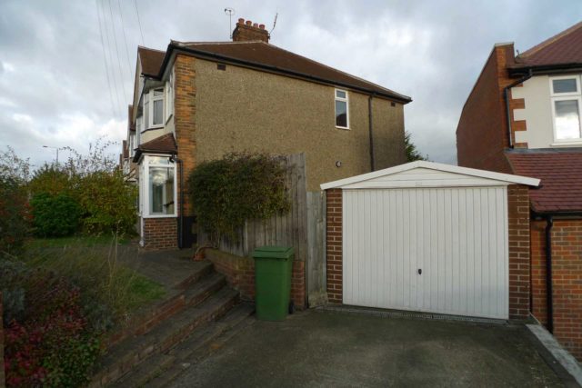 Penhill Road Bexley 3 bedroom End of Terrace to rent DA5