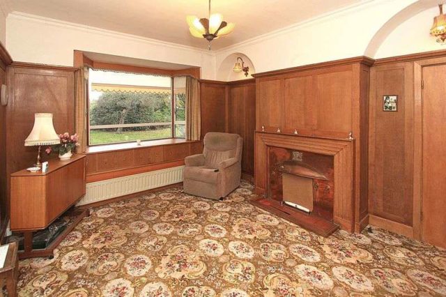 Highlands Road Wolverhampton 3 bedroom Detached for sale WV3