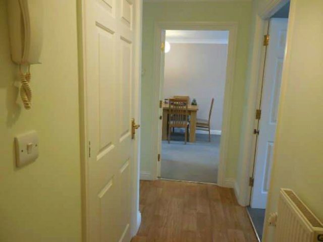 Ashdene Gardens Reading 2 Bedroom Flat For Sale Rg30