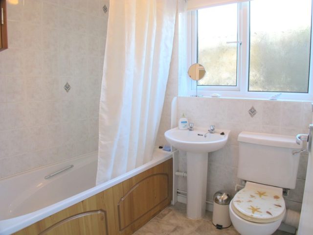 Fell Drive Lee-on-the-Solent 2 bedroom Bungalow for sale PO13