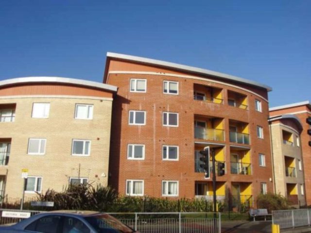 Victoria Road Romford 2 bedroom Apartment for sale RM1