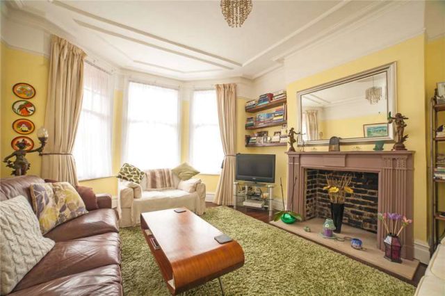 Granville Road North Finchley 2 bedroom Apartment for sale N12