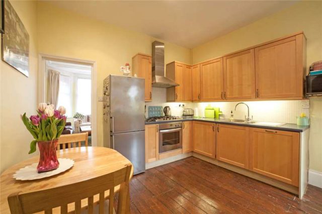 Granville Road North Finchley 2 bedroom Apartment for sale N12