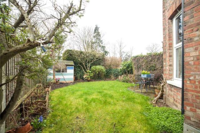 Granville Road North Finchley 2 bedroom Apartment for sale N12