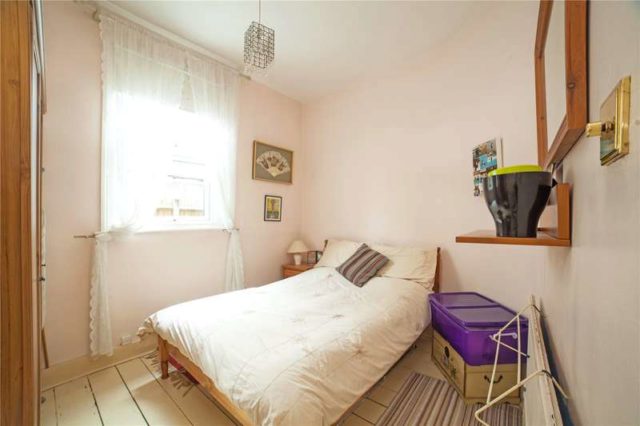 Granville Road North Finchley 2 bedroom Apartment for sale N12