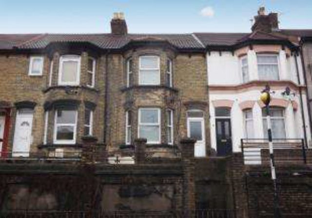 Luton Road Chatham 4 Bedroom Terraced For Sale Me4