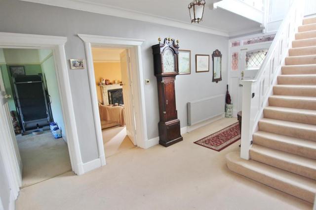  Image of 6 Bedroom Detached for sale at Iddesleigh Road, Winton Banks, Bournemouth