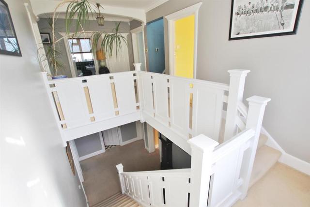  Image of 6 Bedroom Detached for sale at Iddesleigh Road, Winton Banks, Bournemouth