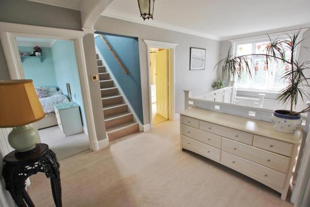  Image of 6 Bedroom Detached for sale at Iddesleigh Road, Winton Banks, Bournemouth