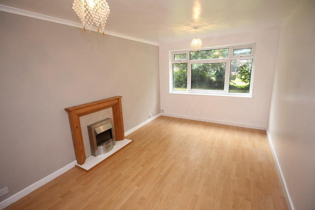  Image of 1 Bedroom Flat for sale at Malcom Court