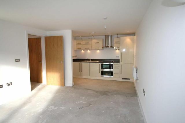  Image of 2 Bedroom Flat to rent at 71 Wolverhampton Street, Walsall