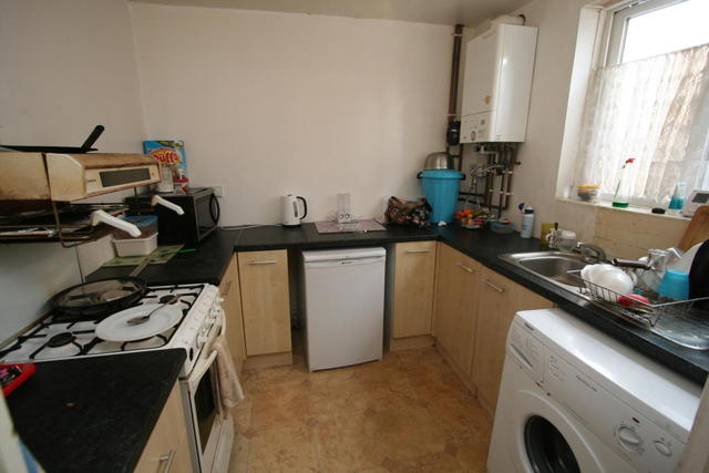  Image of 2 Bedroom Semi-Detached for sale at Great Bridge Road, Bilston