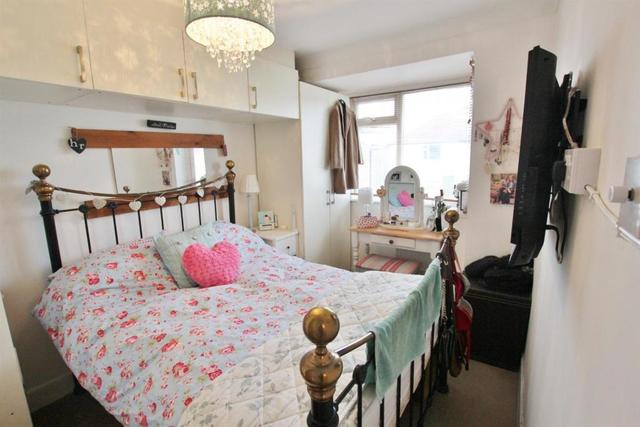  Image of 3 Bedroom Terraced for sale at Portfield Close, Christchurch