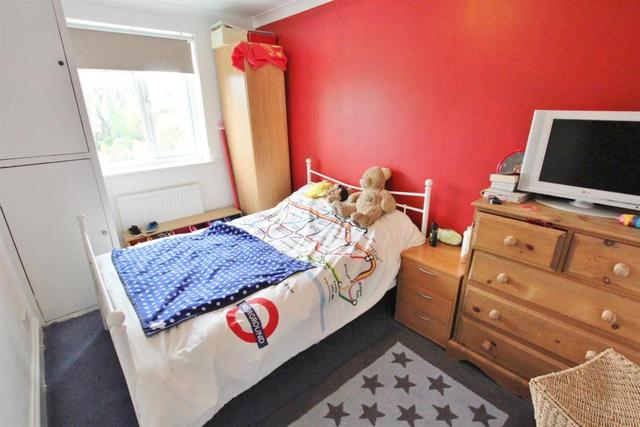  Image of 3 Bedroom Terraced for sale at Portfield Close, Christchurch